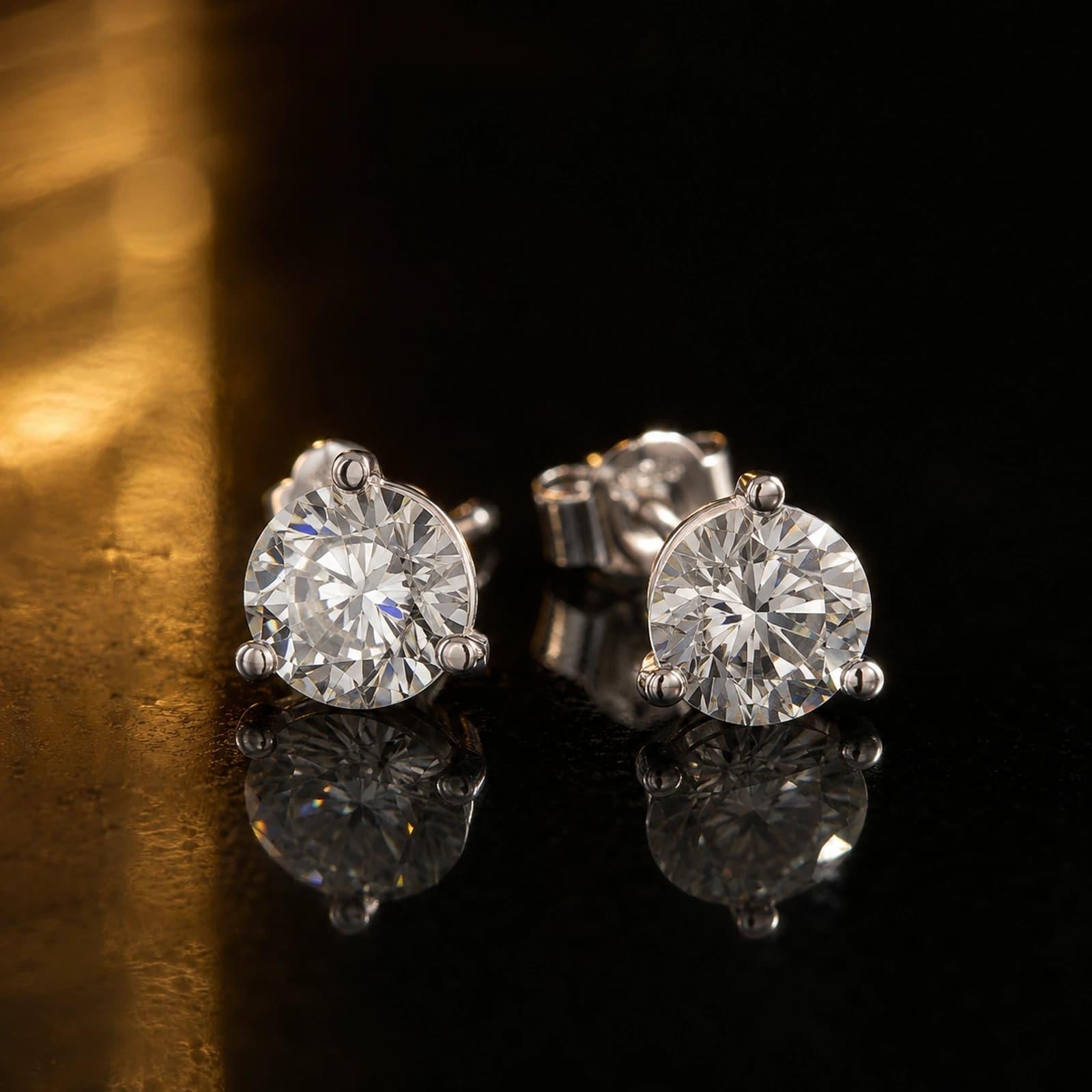 Kolczyki sztyfty martini 1.00 ct total 14K białe złoto